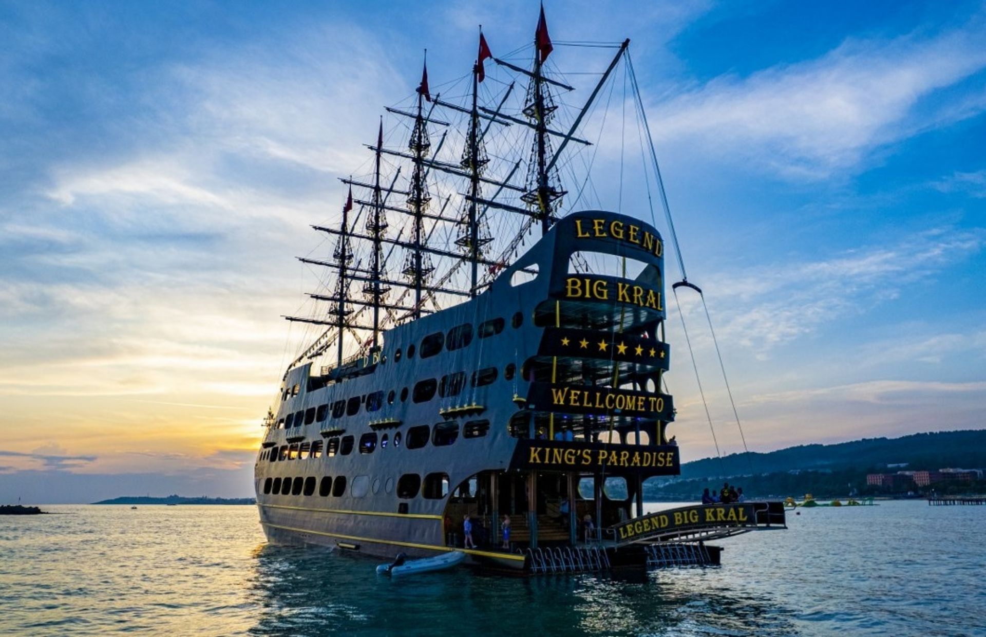 Big Kral Boat